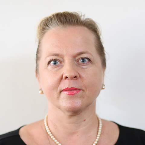 Dr. (Mrs.) Oxana  Gorleku